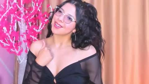 Keyla noa online show from 02/06/26, 07:39