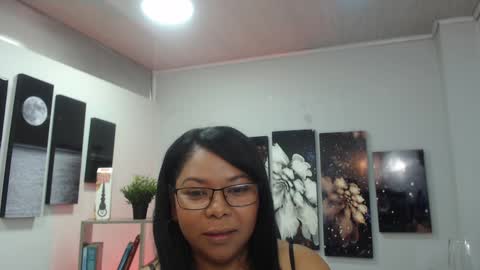 Snapshot of keylathomson chatting on 01/05/25, 12:53 Keyla online show from 01/05/25, 12:53