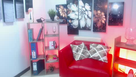 Snapshot of keylathomson chatting on 01/11/25, 04:46 Keyla online show from 01/11/25, 04:46