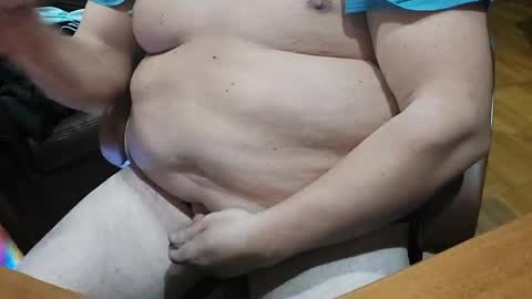 Snapshot of keytrash chatting on 03/08/25, 10:24 Arthur online show from 03/08/25, 10:24