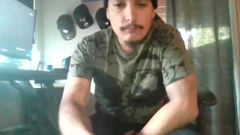 Snapshot of keyway1 chatting on 10/10/25, 08:41 keyway1 online show from 10/10/25, 08:41