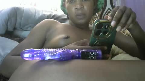 kezzia2 online show from 01/09/26, 07:44