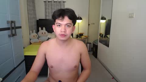 Snapshot of kh4lexx chatting on 02/09/26, 06:56 Arch online show from 02/09/26, 06:56