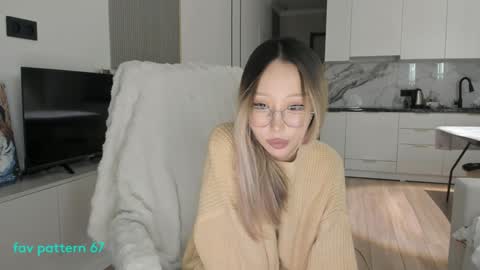 Snapshot of khaesoo chatting on 02/08/25, 11:34 KHAESOO3 Yuna online show from 02/08/25, 11:34