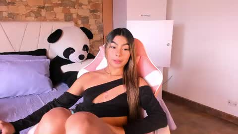Khami online show from 07/15/26, 05:51