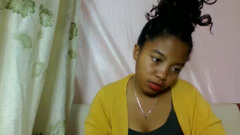 Snapshot of khaissa chatting on 05/25/26, 12:16 khaissa online show from 05/25/26, 12:16