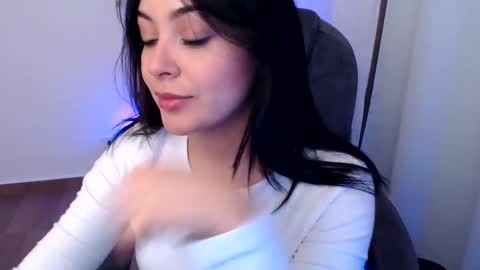 Snapshot of khal_girl chatting on 11/06/25, 01:28 Liss online show from 11/06/25, 01:28