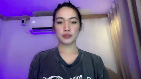 Snapshot of khaleesi_sonrisa chatting on 07/21/26, 10:50 sonrisa online show from 07/21/26, 10:50