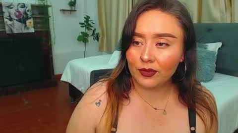 K H A I L A online show from 06/19/26, 05:50