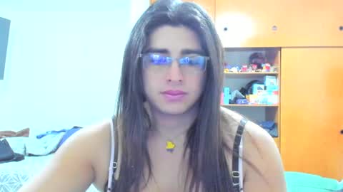 Snapshot of khalifa_gold chatting on 09/25/25, 04:00 Khalifa Kasumi online show from 09/25/25, 04:00