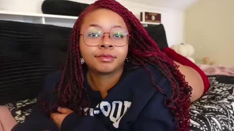 Khaya online show from 03/18/26, 08:34