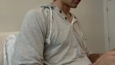 Snapshot of kheaven711 chatting on 10/06/25, 05:43 Kheaven711 online show from 10/06/25, 05:43