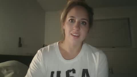 Snapshot of khelzy chatting on 10/10/25, 03:38 Khel online show from 10/10/25, 03:38