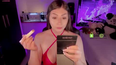 Snapshot of khionebesset chatting on 01/16/25, 07:28 Khi. online show from 01/16/25, 07:28