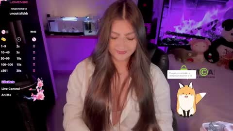 Snapshot of khionebesset chatting on 01/25/25, 10:29 Khi. online show from 01/25/25, 10:29