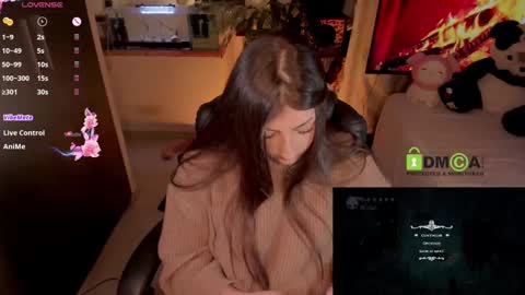 Snapshot of khionebesset chatting on 02/14/25, 05:46 Khi. online show from 02/14/25, 05:46