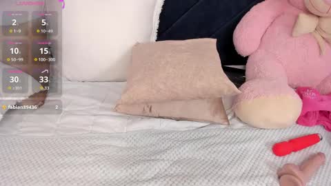 Snapshot of khloe_cutee chatting on 09/26/25, 06:12 Khloe Cute online show from 09/26/25, 06:12