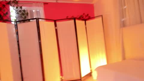 Khloe online show from 10/11/25, 01:31