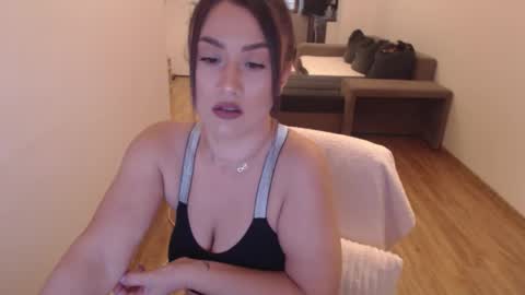 Khloe online show from 10/02/25, 01:18