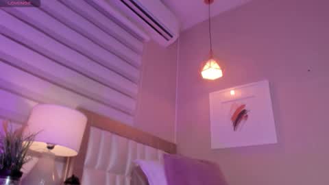 Snapshot of khloe_sweeet chatting on 10/04/25, 11:41 khloe_sweeet online show from 10/04/25, 11:41