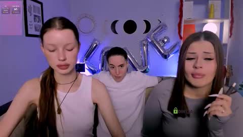 Snapshot of khloebeauty chatting on 02/06/26, 08:23 khloebeauty online show from 02/06/26, 08:23