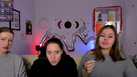 Snapshot of khloebeauty chatting on 02/07/26, 08:23 khloebeauty online show from 02/07/26, 08:23