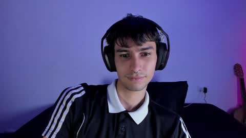 Snapshot of khozler_ chatting on 01/31/25, 02:48 khozler_ online show from 01/31/25, 02:48