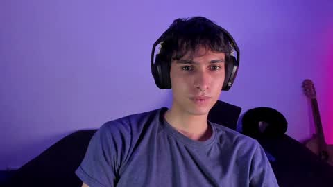 Snapshot of khozler_ chatting on 02/02/25, 08:02 khozler_ online show from 02/02/25, 08:02