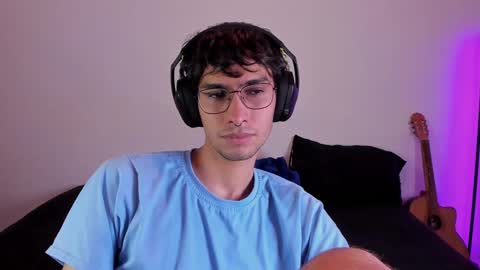 Snapshot of khozler_ chatting on 02/18/25, 12:28 khozler_ online show from 02/18/25, 12:28