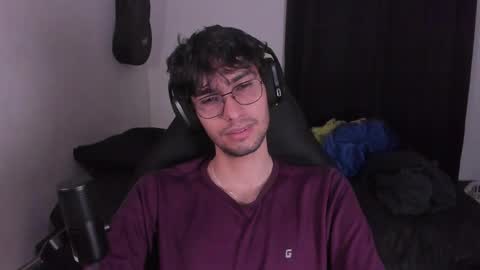 Snapshot of khozler_ chatting on 09/28/25, 03:12 khozler_ online show from 09/28/25, 03:12