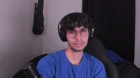 Snapshot of khozler_ chatting on 09/29/25, 02:16 khozler_ online show from 09/29/25, 02:16