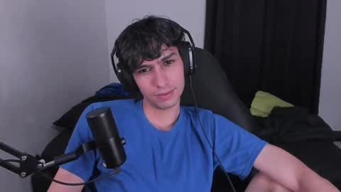 Snapshot of khozler_ chatting on 10/09/25, 12:52 khozler_ online show from 10/09/25, 12:52