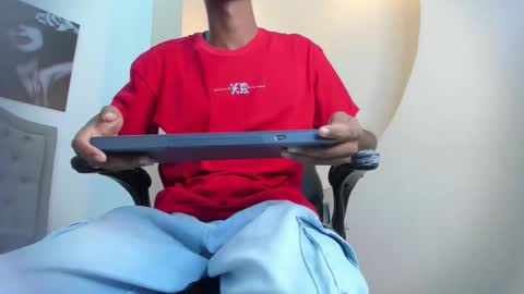 Kris Evans online show from 12/20/25, 06:59