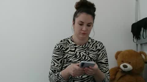 Sarah online show from 02/06/26, 07:12