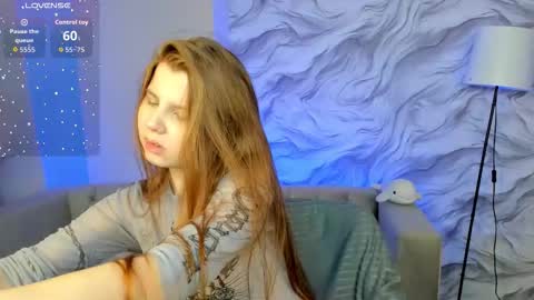 Snapshot of ki_wizz chatting on 11/16/25, 03:12 Ellie online show from 11/16/25, 03:12