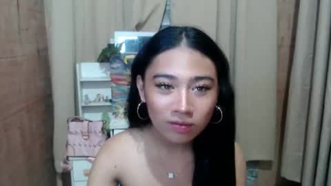 Kiana online show from 09/17/25, 07:32