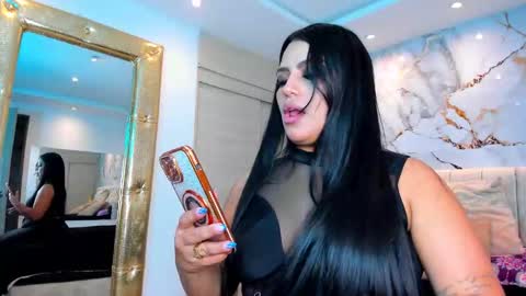 Snapshot of kiana_cream chatting on 02/07/26, 04:54 N M online show from 02/07/26, 04:54