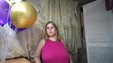 Snapshot of kianna_dior_ chatting on 02/08/25, 07:27 kianna_dior_ online show from 02/08/25, 07:27