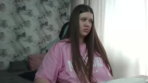 kianna_dior_ online show from 03/22/26, 06:50