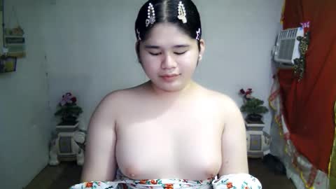 Your SweetGirl Ts online show from 09/30/25, 10:04