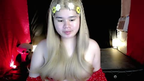 Snapshot of kianna_schmitz chatting on 04/22/26, 06:20 Your SweetGirl Ts online show from 04/22/26, 06:20