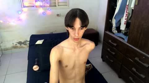 Snapshot of kiantwink chatting on 01/04/25, 08:06 kiantwink online show from 01/04/25, 08:06