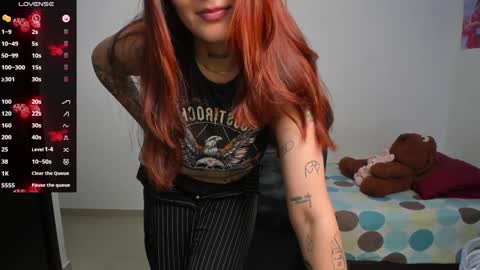 Evelyn online show from 12/29/24, 01:56