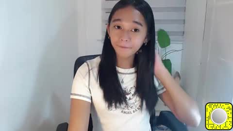 Snapshot of kiara_bedisa143 chatting on 02/10/25, 10:30 i love bella online show from 02/10/25, 10:30