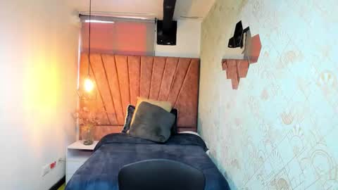 kiara Cruz online show from 02/19/26, 08:38