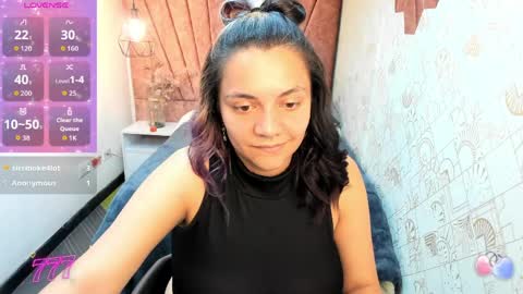 kiara Cruz online show from 04/06/26, 08:43