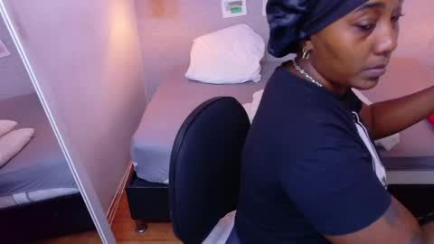 Kiara online show from 04/17/26, 12:35