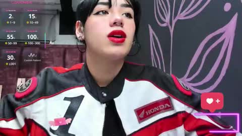 KIARA FOX online show from 02/02/26, 10:30