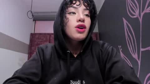 KIARA FOX online show from 04/02/26, 10:02