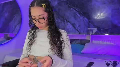 Snapshot of kiara_lovelyy chatting on 06/09/26, 04:13 Kiara online show from 06/09/26, 04:13